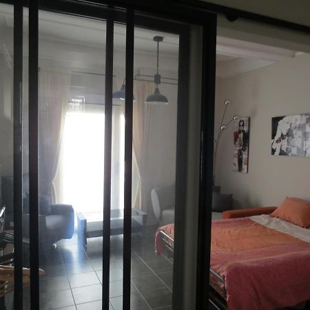 Appartement Avec Jardin Privatif Fréjus Eksteriør billede